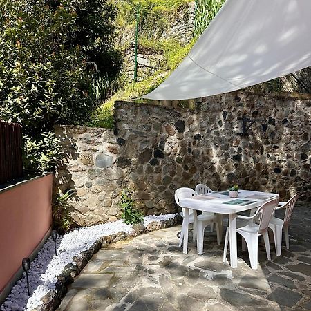 Terrace & Parking - Holiday Home Near Fegina Beach Monterosso al Mare Eksteriør billede