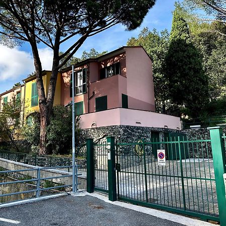 Terrace & Parking - Holiday Home Near Fegina Beach Monterosso al Mare Eksteriør billede