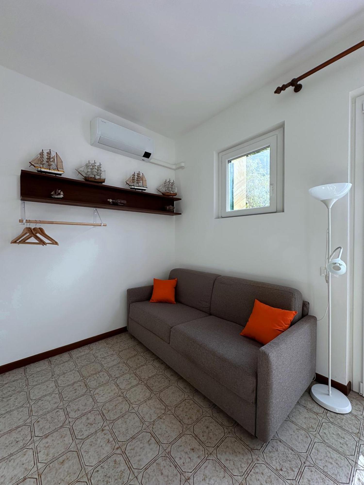 Terrace & Parking - Holiday Home Near Fegina Beach Monterosso al Mare Eksteriør billede