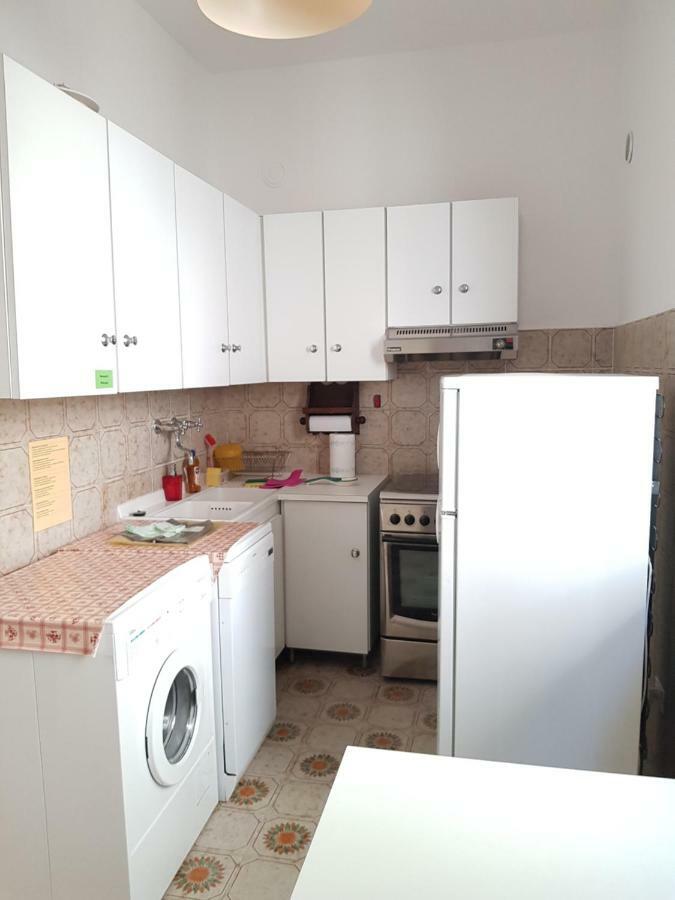 Terrace & Parking - Holiday Home Near Fegina Beach Monterosso al Mare Eksteriør billede